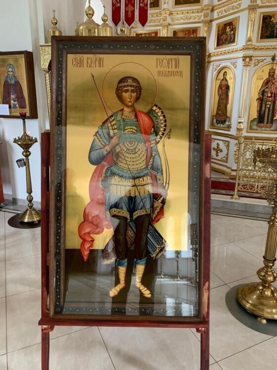 Икона написана для храма Святых Царственных Страстотерпцев, город Кременки, Калужская область.